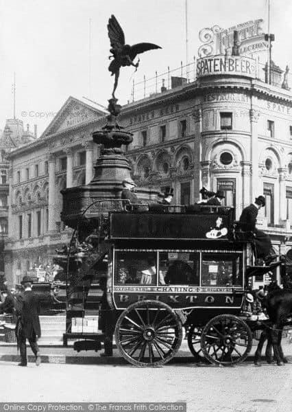 Did you know ? Piccadilly Circus