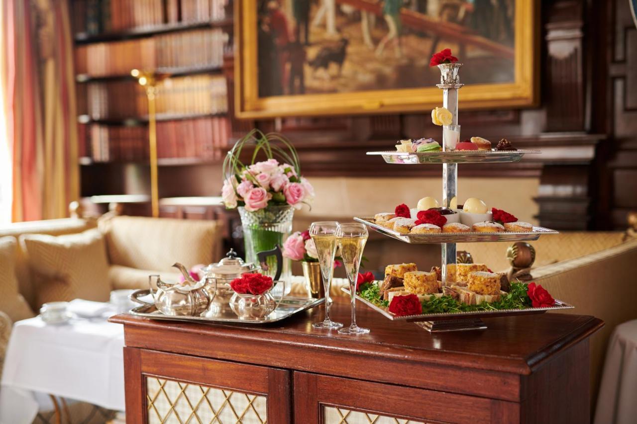 Un afternoon tea au Milestone Hotel