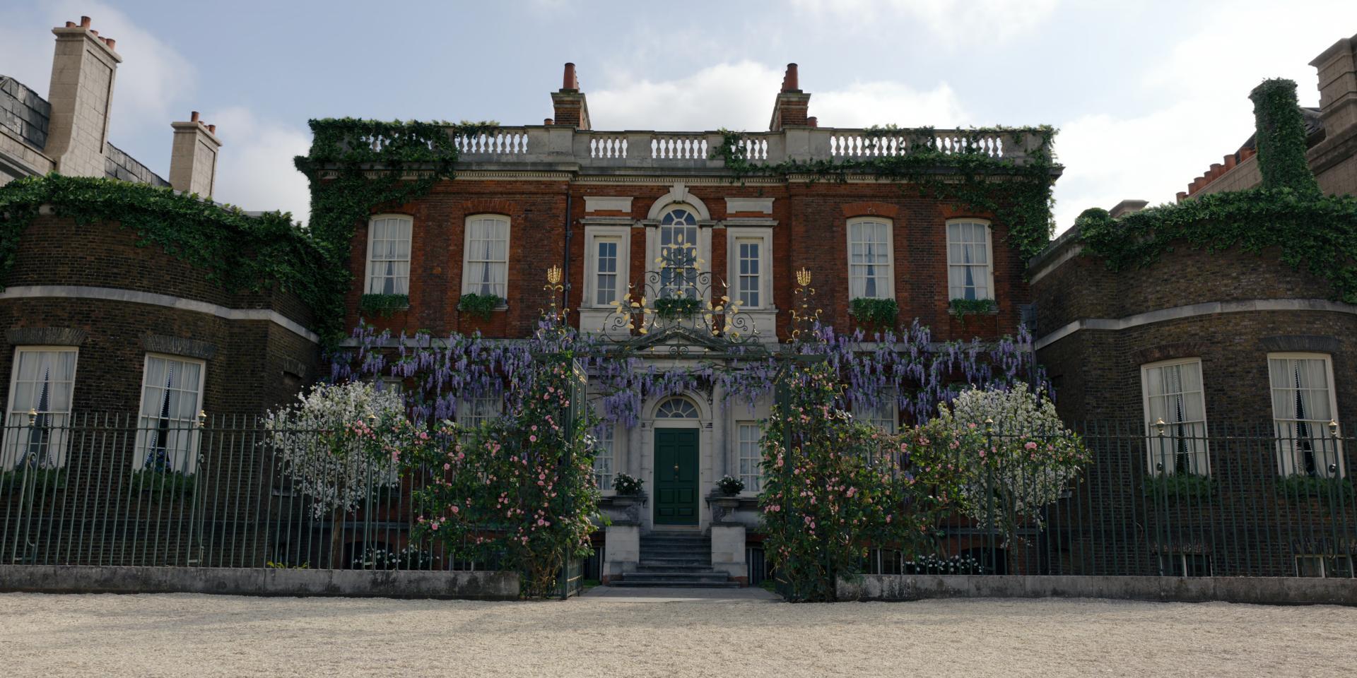 Bridgerton house exterior