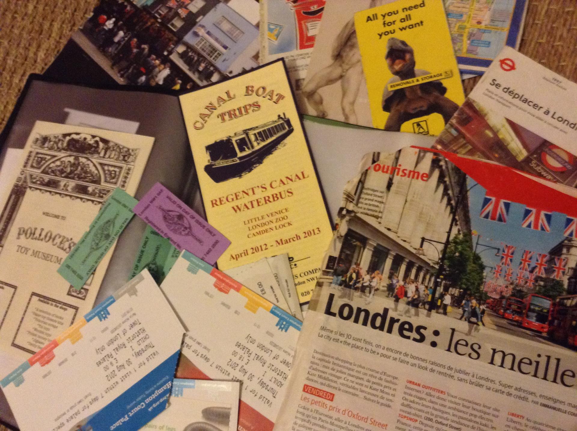 Garder ses souvenirs dans des carnets de voyages