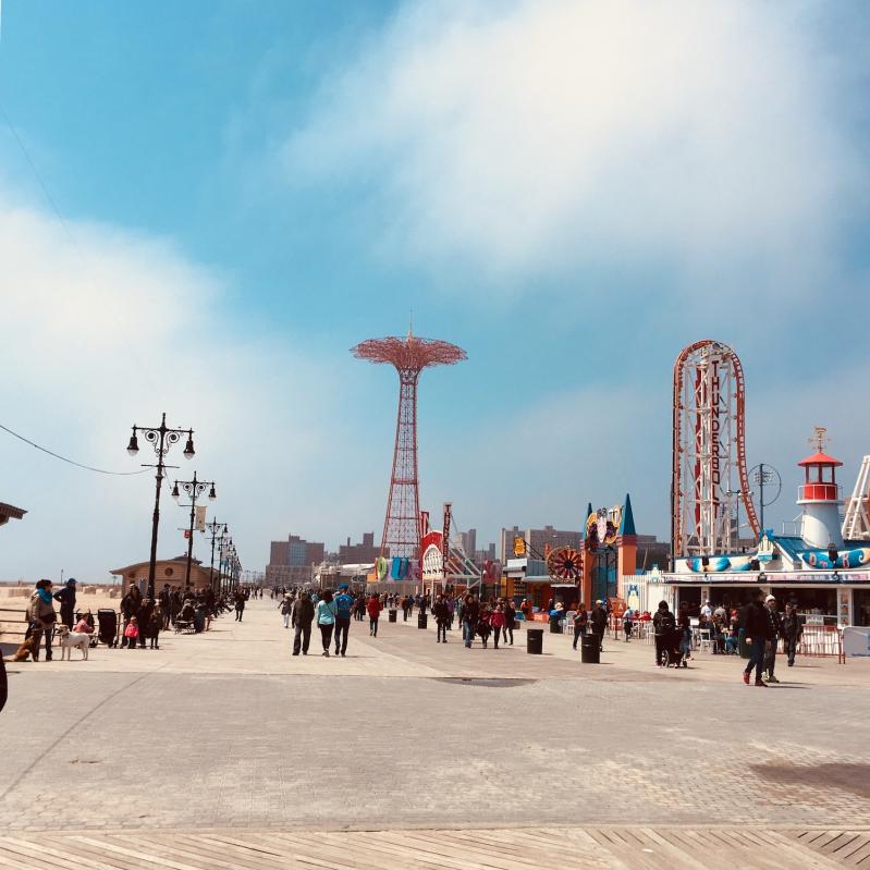 Coney Island dans le brouillard