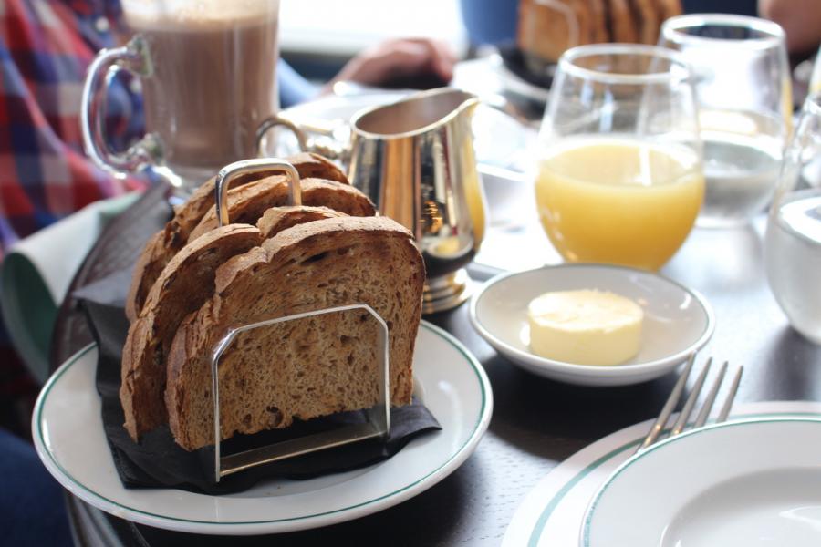 Prendre le Breakfast avec les kids au restaurant Ivy Tower Bridge