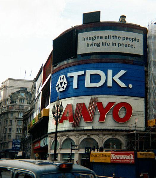 Did you know ? Piccadilly Circus