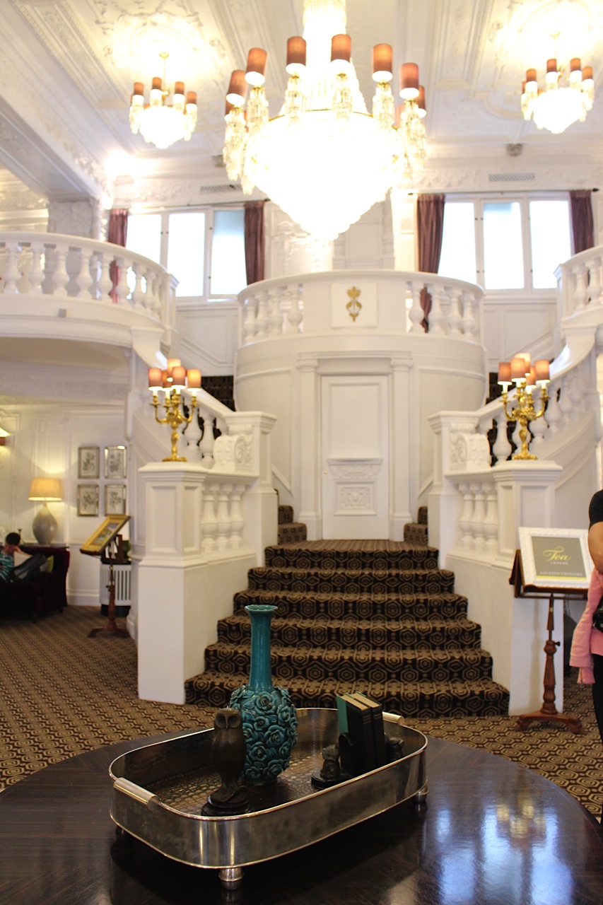 lobby: st Ermin's Hotel