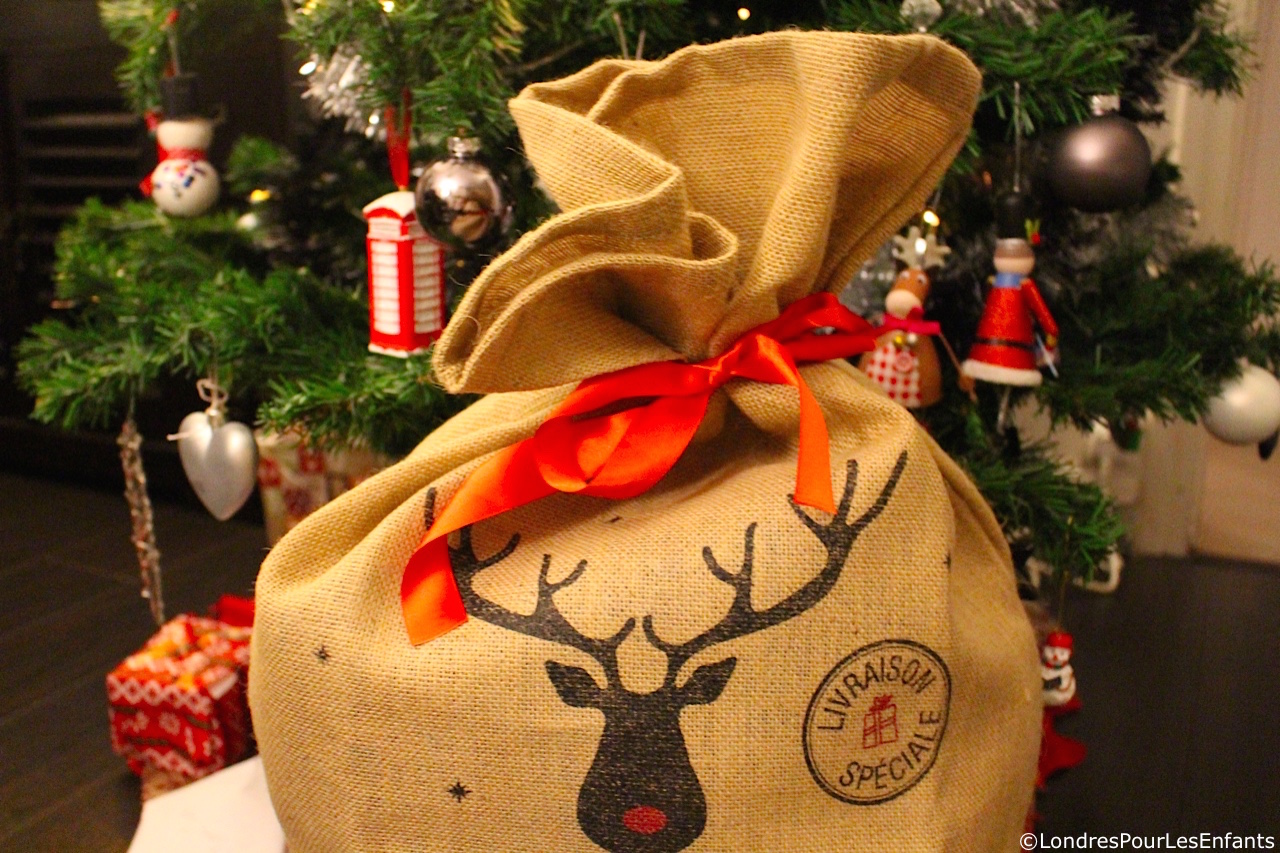 Sac jute personnalisé noël A-Qui-S